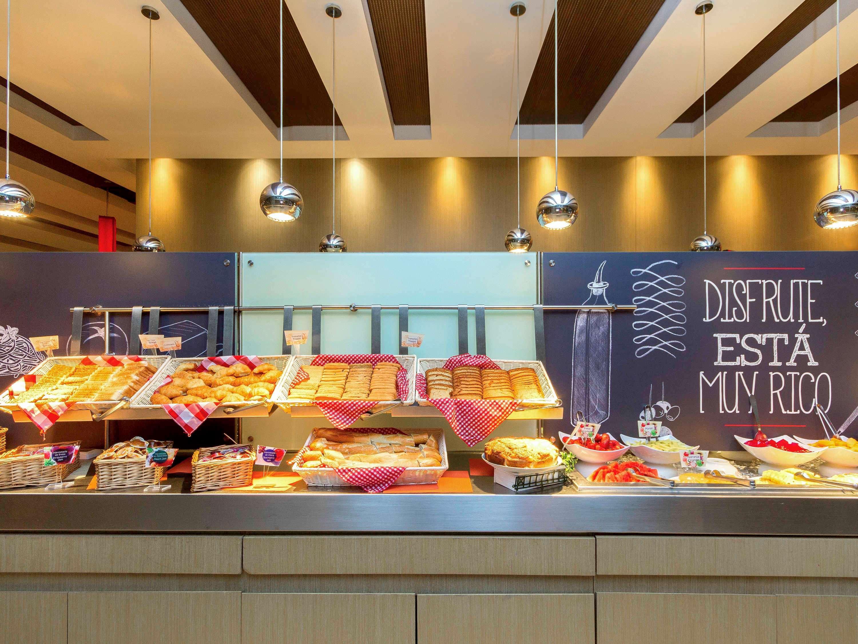 Ibis Medellin Hotel Ngoại thất bức ảnh