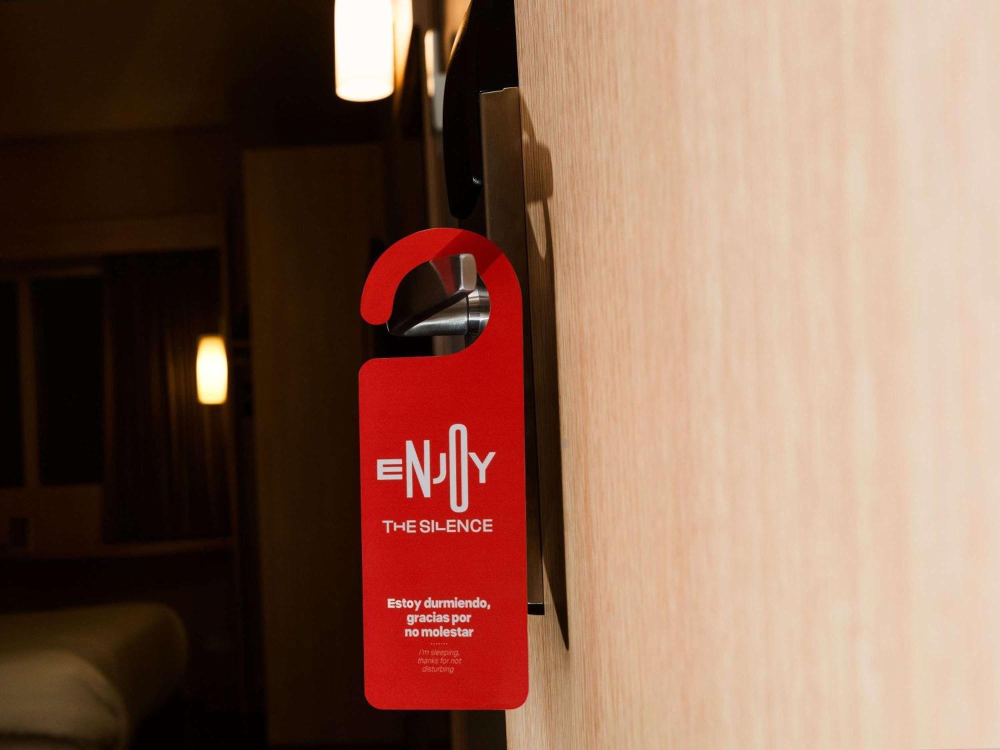 Ibis Medellin Hotel Ngoại thất bức ảnh