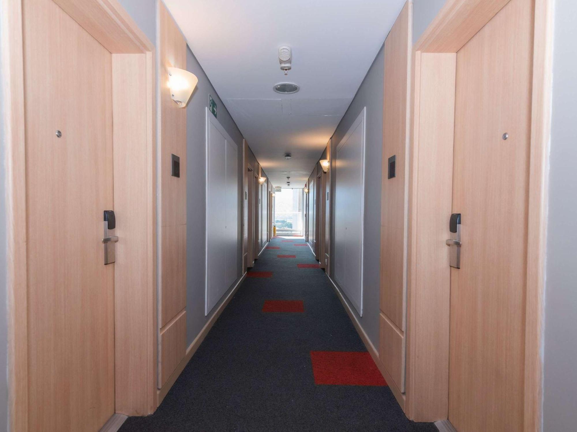 Ibis Medellin Hotel Ngoại thất bức ảnh