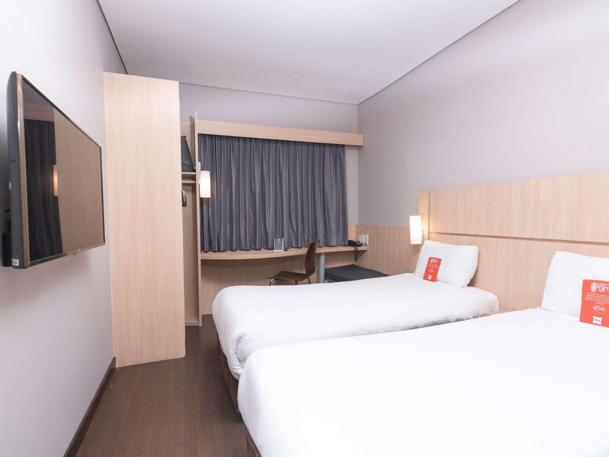 Ibis Medellin Hotel Ngoại thất bức ảnh