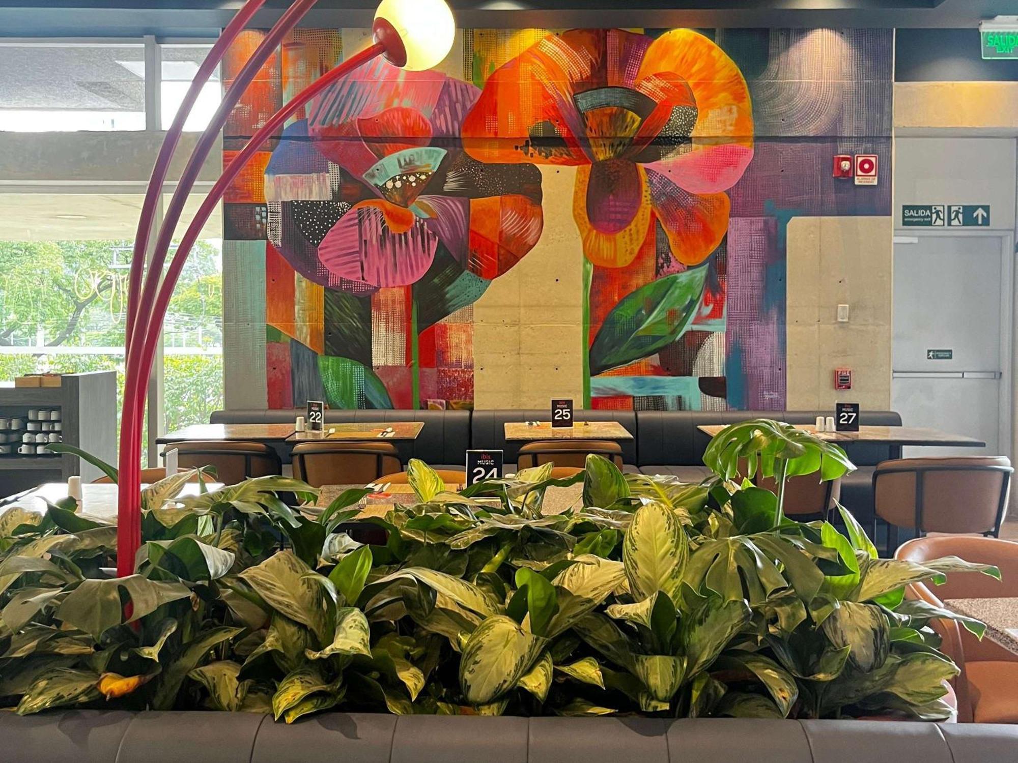 Ibis Medellin Hotel Ngoại thất bức ảnh