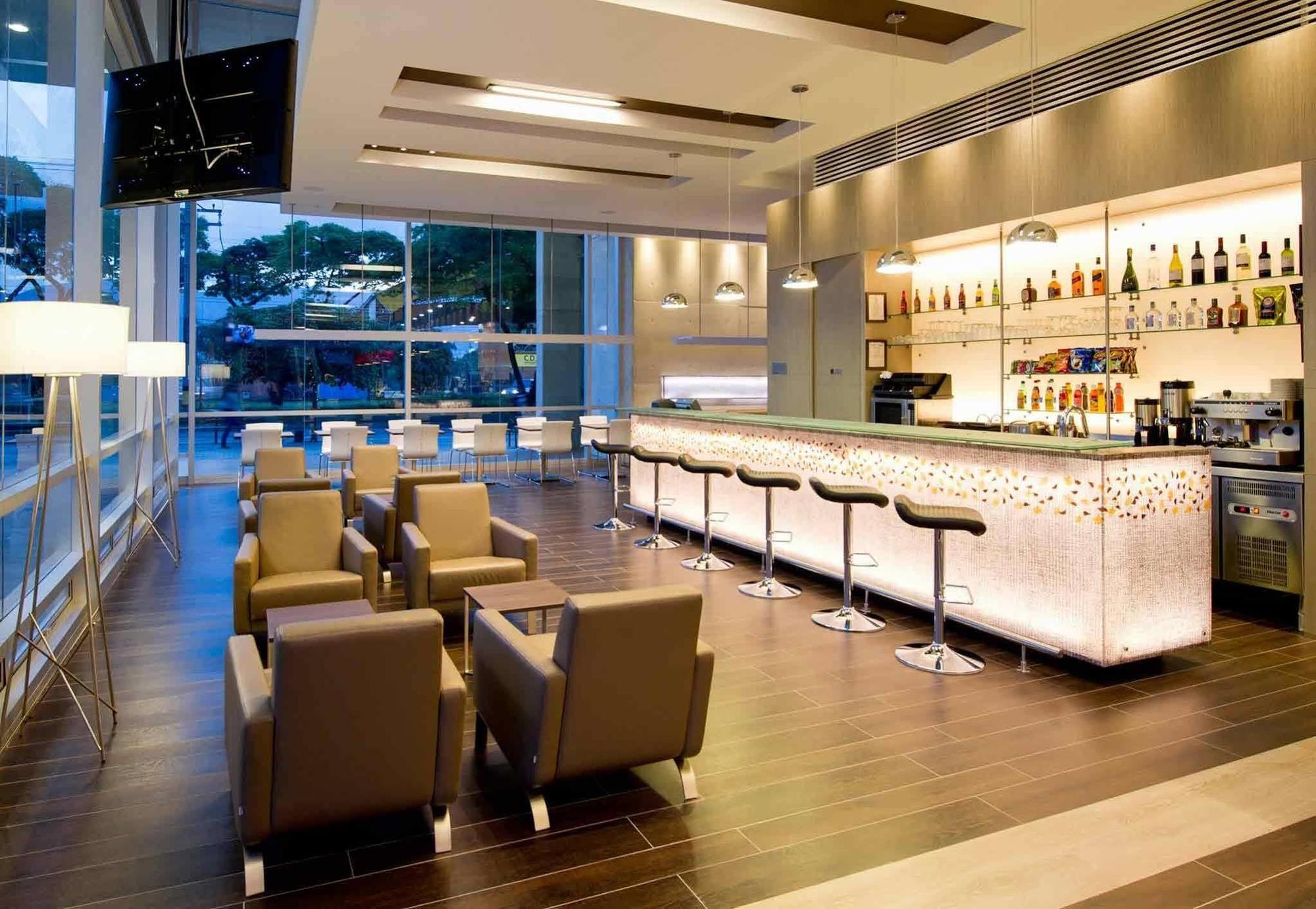 Ibis Medellin Hotel Ngoại thất bức ảnh