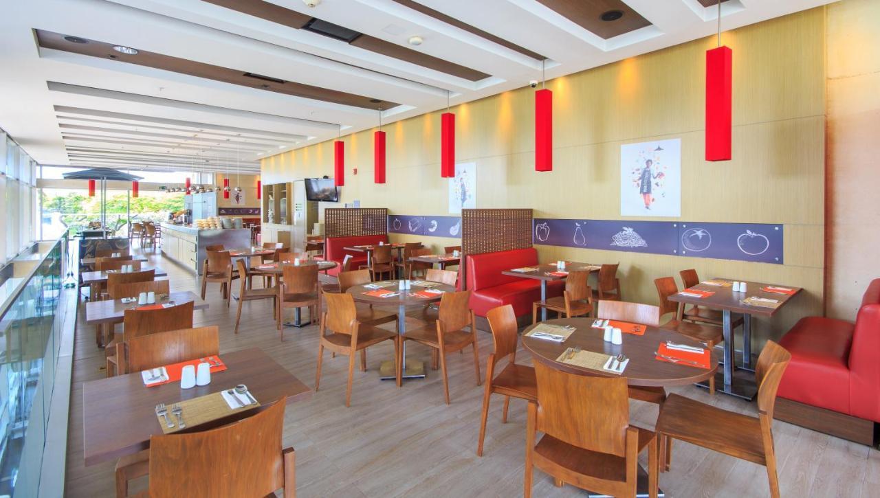 Ibis Medellin Hotel Ngoại thất bức ảnh